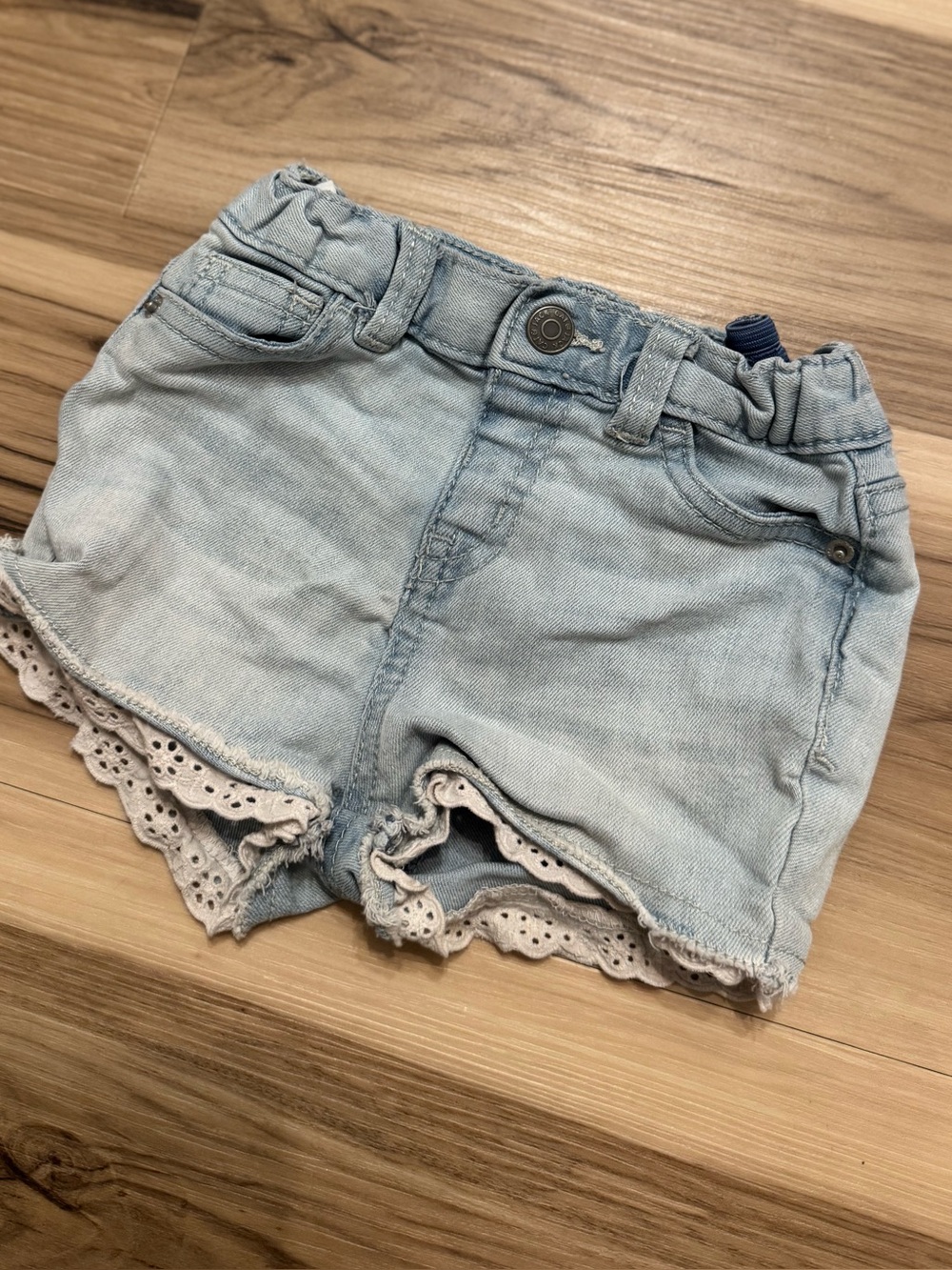 Cat & Jack Light Blue Denim Lace-Hem Shorts 18 mo toddler girl super stretch